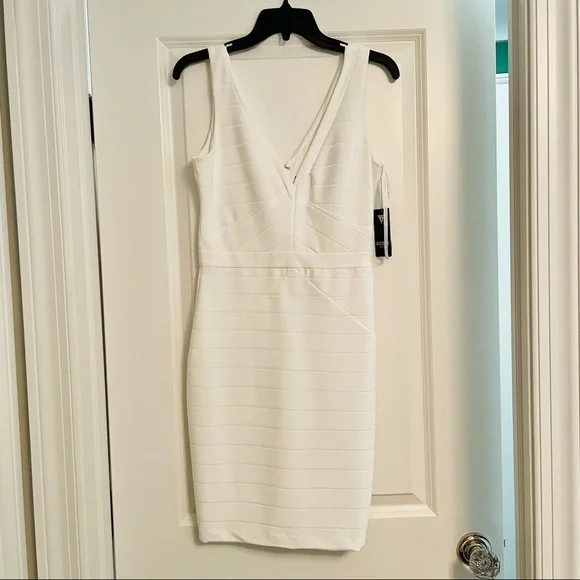 GUESS white v neck fitted dress - Picture 1 of 4